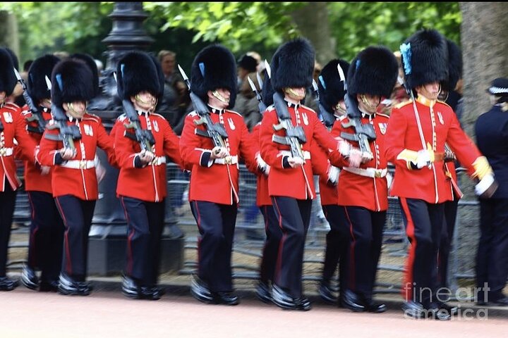 Passeio guiado a pé pelos marcos reais de Londres, incluindo o Palácio de Buckingham e a cerimónia da Troca da Guarda, foto 10 | wizardtrip