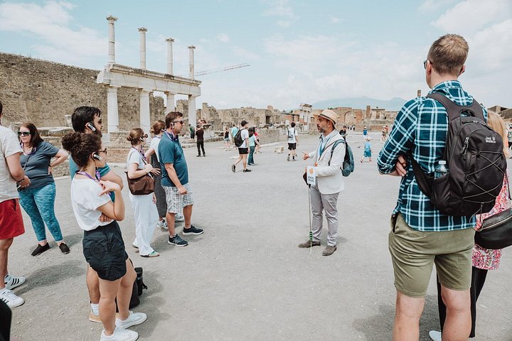 Explora las antiguas ruinas romanas de Pompeya y Herculano con un guía arqueólogo, foto 7 | wizardtrip