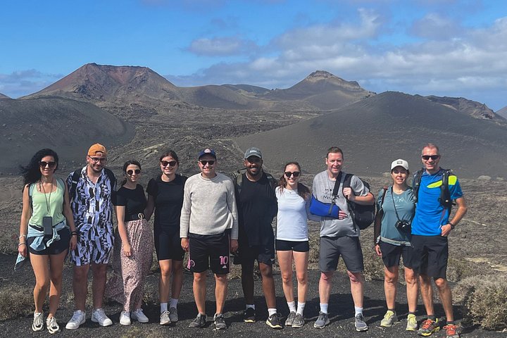 Volcanic trekking tour in Timanfaya National Park, Lanzarote, photo 6 | wizardtrip