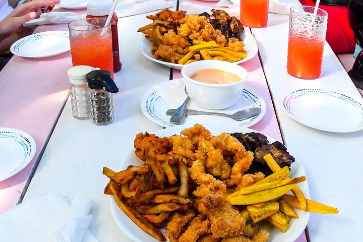 Providenciales-Tour im lustigen Love Buggy mit historischen Stätten und lokalem Essen, Foto 6 | wizardtrip