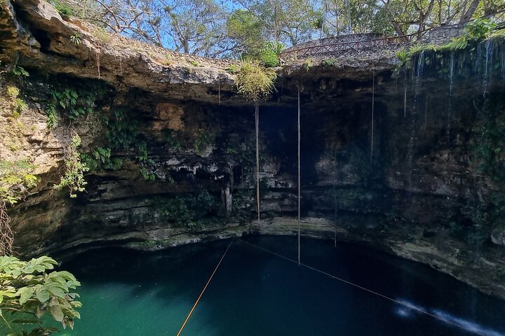 Tour privado de Chichén Itzá, Cenote Sagrado e Valladolid no México, foto 12 | wizardtrip