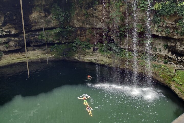 Tour privado de Chichén Itzá, Cenote Sagrado e Valladolid no México, foto 16 | wizardtrip