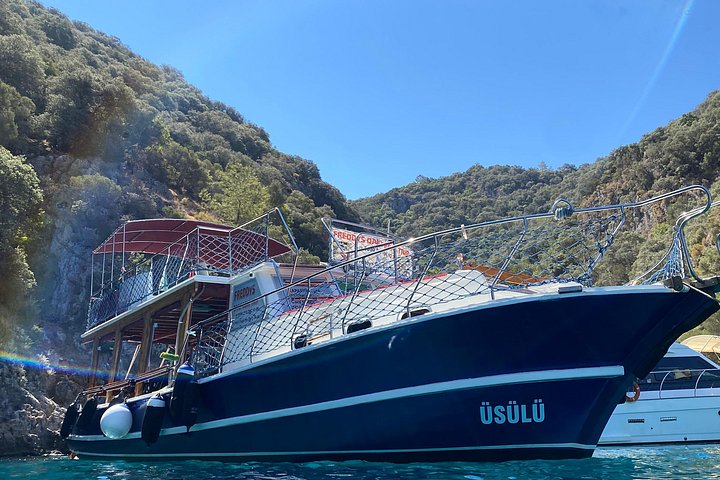 Excursion en bateau quotidienne | wizardtrip