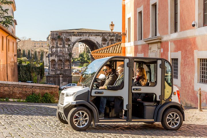 Privat golftur til Roms ikoniske vartegn som Colosseum og Trevi-fontænen, foto 8 | wizardtrip