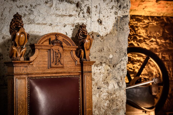 Whisky-smagningoplevelse i et underjordisk Edinburgh-lokale med historiske elementer og guidet smagning, foto 10 | wizardtrip