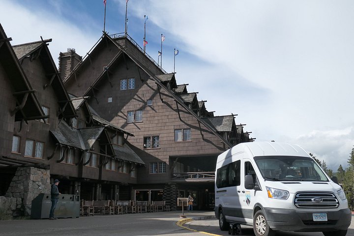 Yellowstone National Park bustur med Old Faithful, Grand Prismatic Spring, dyreliv og canyon-udsigt, foto 19 | wizardtrip