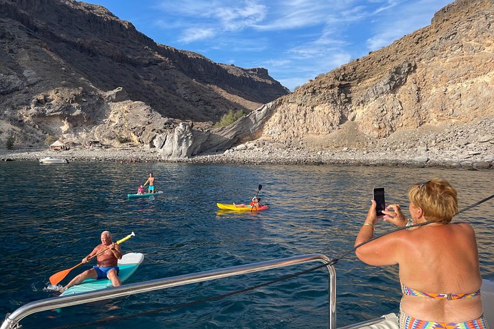 Desfrute de um passeio matinal de barco na Gran Canária com natação, snorkeling e bebidas, foto 8 | wizardtrip