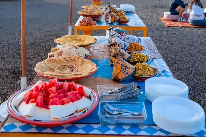 Volo in mongolfiera su Marrakech all'alba con colazione berbera e giro in cammello, foto 12 | wizardtrip