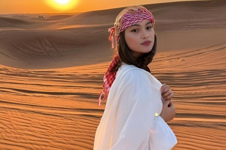 Sperimenta un emozionante safari nel deserto di Dubai con dune bashing, giri in cammello e cena BBQ, foto 14 | wizardtrip