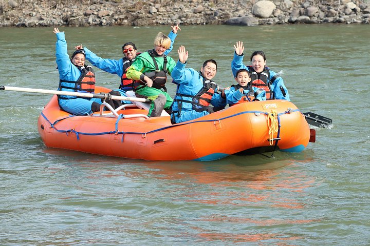 Hvitvanns rafting-eventyr på Nenana River nær Denali nasjonalpark, Alaska, foto 7 | wizardtrip