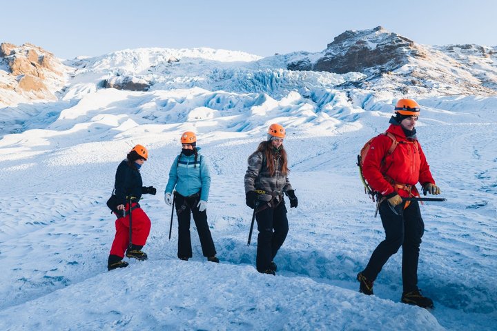 Blue Ice Discovery – Randonnée guidée sur glacier depuis Skaftafell | wizardtrip
