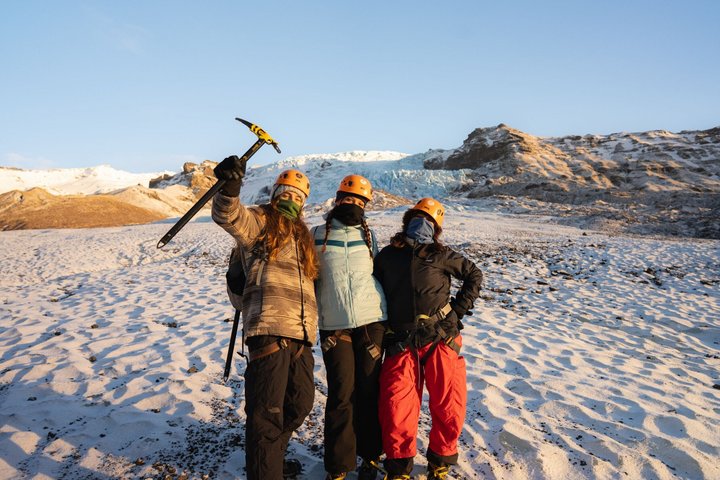 Caminhada guiada no glaciar numa língua do Vatnajökull, o maior glaciar da Europa, a partir de Skaftafell, Islândia, foto 19 | wizardtrip