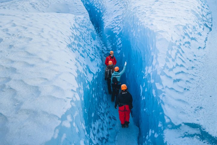 Caminhada guiada no glaciar numa língua do Vatnajökull, o maior glaciar da Europa, a partir de Skaftafell, Islândia, foto 20 | wizardtrip