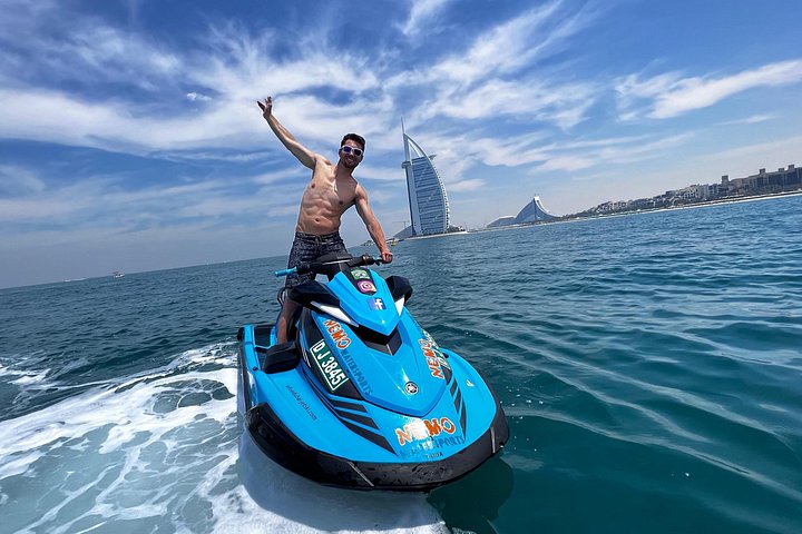 Oplev en spændende jetski-tur i Dubai, kør forbi ikoniske vartegn som Burj Al Arab og Atlantis, foto 7 | wizardtrip