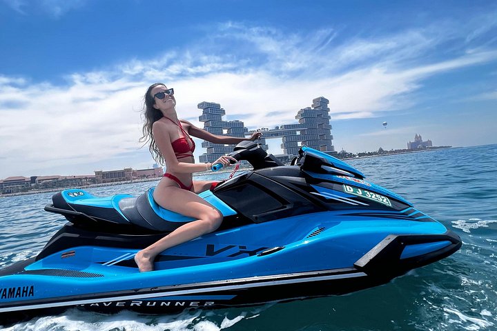 Oplev en spændende jetski-tur i Dubai, kør forbi ikoniske vartegn som Burj Al Arab og Atlantis, foto 9 | wizardtrip