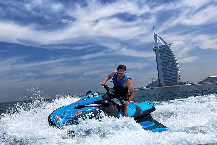 Oplev en spændende jetski-tur i Dubai, kør forbi ikoniske vartegn som Burj Al Arab og Atlantis, foto 11 | wizardtrip