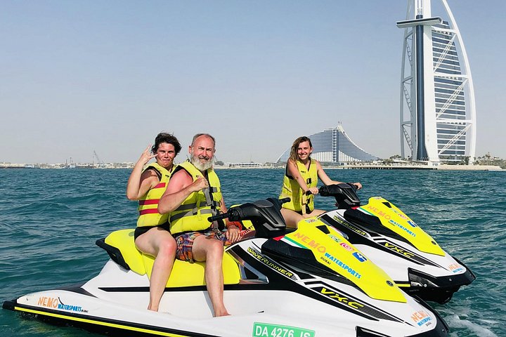 Oplev en spændende jetski-tur i Dubai, kør forbi ikoniske vartegn som Burj Al Arab og Atlantis, foto 34 | wizardtrip