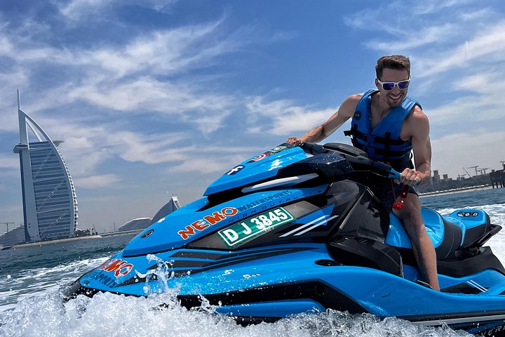 Oplev en spændende jetski-tur i Dubai, kør forbi ikoniske vartegn som Burj Al Arab og Atlantis, foto 38 | wizardtrip