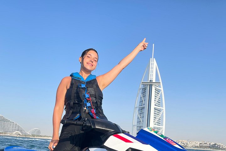 Oplev en spændende jetski-tur i Dubai, kør forbi ikoniske vartegn som Burj Al Arab og Atlantis, foto 39 | wizardtrip