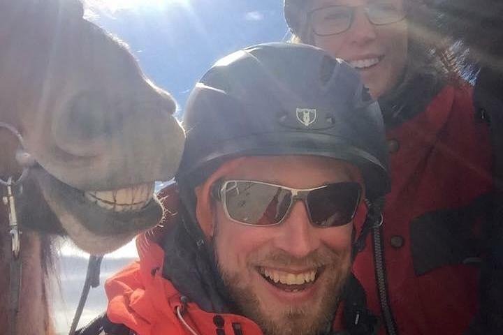 Njut av en ridtur på islandshästar nära Reykjavik, Island, foto 6 | wizardtrip