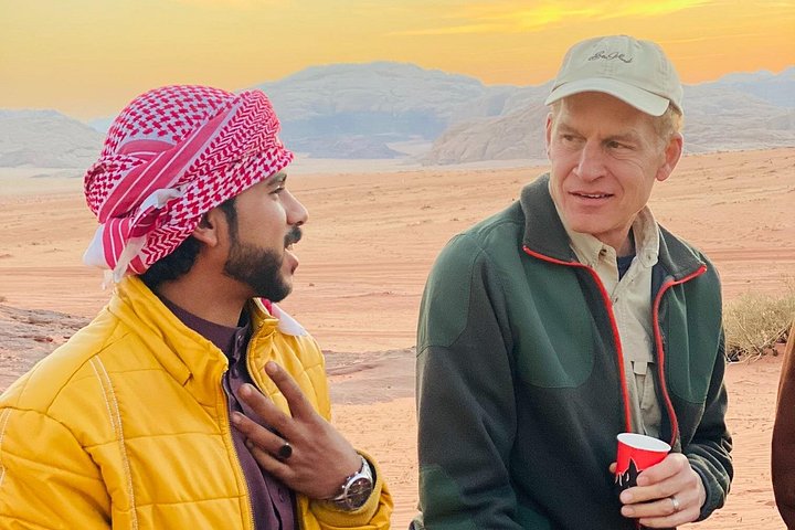 Upplev en heldags jeeputflykt i Wadi Rum, Jordanien, med övernattning i ett beduinläger, foto 11 | wizardtrip
