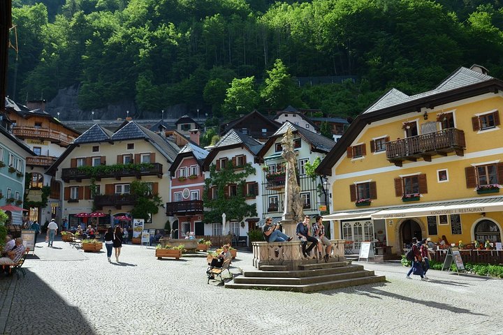 Private Tagestour von Wien nach Salzburg, Hallstatt und Stift Melk, die österreichisches Erbe und natürliche Schönheit zeigt, Foto 7 | wizardtrip
