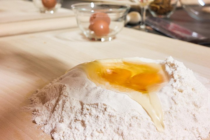 Cours pratique de fabrication de pâtes à Bologne, apprentissage de la cuisine italienne traditionnelle avec des ingrédients locaux, photo 14 | wizardtrip