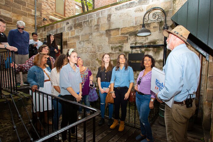 Sydney The Rocks Guided Walking Tour | wizardtrip