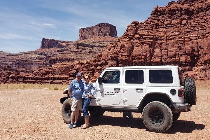 Canyonlands NP. Aventure 4x4 JEEP le matin ou l'après-midi | wizardtrip