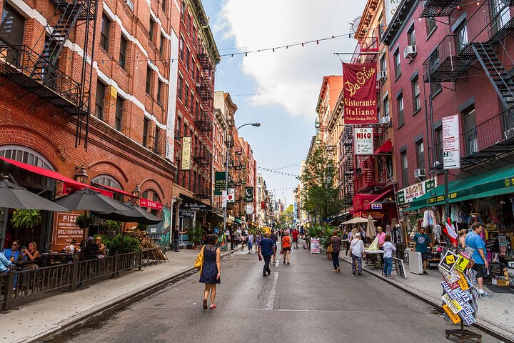 Utforsk New Yorks mafiahistorie og nyt lokal mat med NYPD-guider, foto 7 | wizardtrip