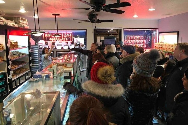 Explore NYC's mafia history with a retired detective, including local food tastings in Little Italy and the East Village, photo 9 | wizardtrip