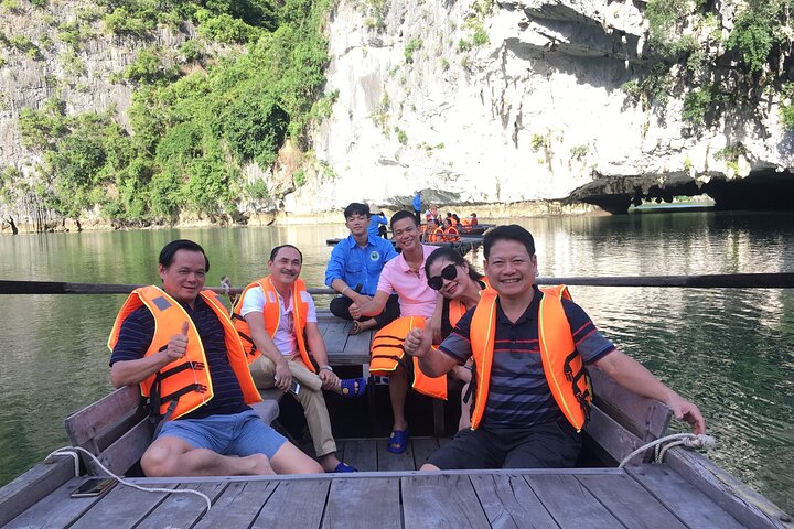 Lussuosa crociera notturna nella baia di Ha Long, Vietnam, con paesaggi mozzafiato e attività a bordo, foto 34 | wizardtrip