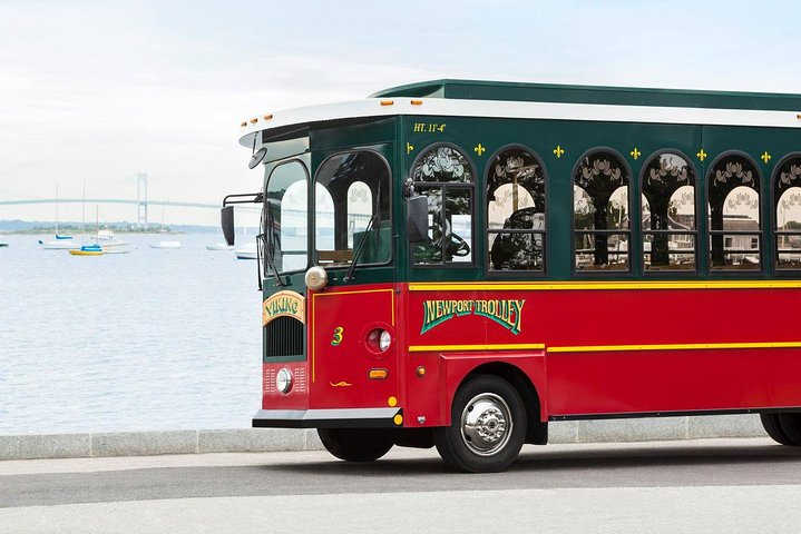 Naturskøn trolley-tur i Newports historiske palæer og kystlinje, foto 7 | wizardtrip
