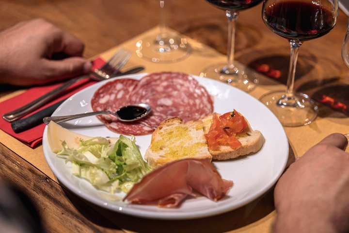 Ganztägige Tour von Florenz nach San Gimignano, Siena, Monteriggioni und Chianti mit Weinprobe und Mittagessen, Foto 7 | wizardtrip