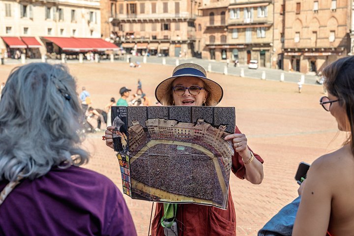 Ganztägige Tour von Florenz nach San Gimignano, Siena, Monteriggioni und Chianti mit Weinprobe und Mittagessen, Foto 17 | wizardtrip