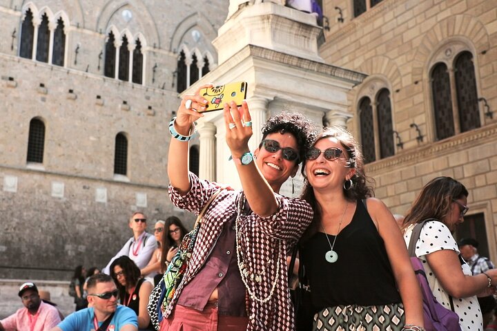 Ganztägige Tour von Florenz nach San Gimignano, Siena, Monteriggioni und Chianti mit Weinprobe und Mittagessen, Foto 18 | wizardtrip