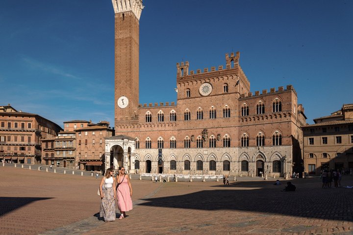 Ganztägige Tour von Florenz nach San Gimignano, Siena, Monteriggioni und Chianti mit Weinprobe und Mittagessen, Foto 21 | wizardtrip