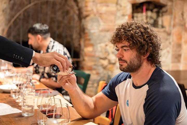 Begeleide dagtour door de iconische steden en landschappen van Toscane, inclusief Pisa, San Gimignano en Siena, foto 8 | wizardtrip