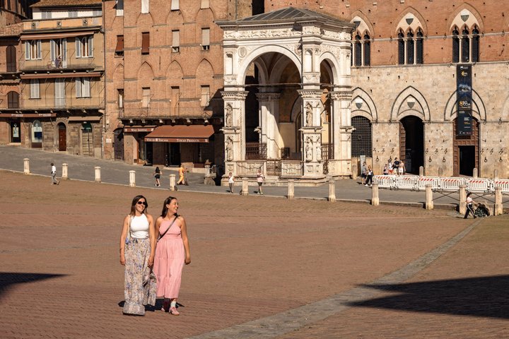 Begeleide dagtour door de iconische steden en landschappen van Toscane, inclusief Pisa, San Gimignano en Siena, foto 22 | wizardtrip