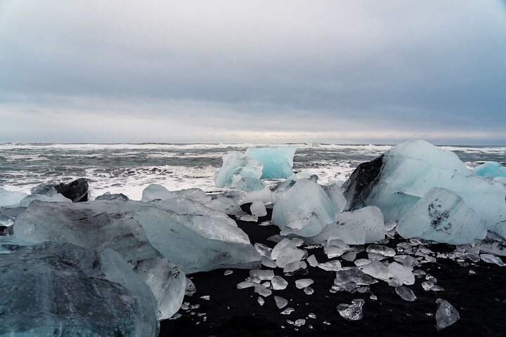 Excursión de un día desde Reikiavik a la Costa Sur de Islandia, con la Laguna Glaciar Jökulsárlón y la Playa de Diamantes, foto 6 | wizardtrip