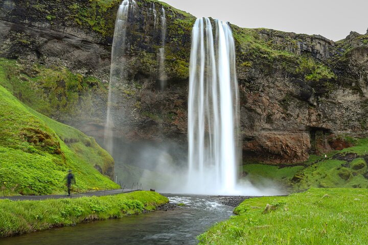 Excursión de un día desde Reikiavik a la Costa Sur de Islandia, con la Laguna Glaciar Jökulsárlón y la Playa de Diamantes, foto 14 | wizardtrip