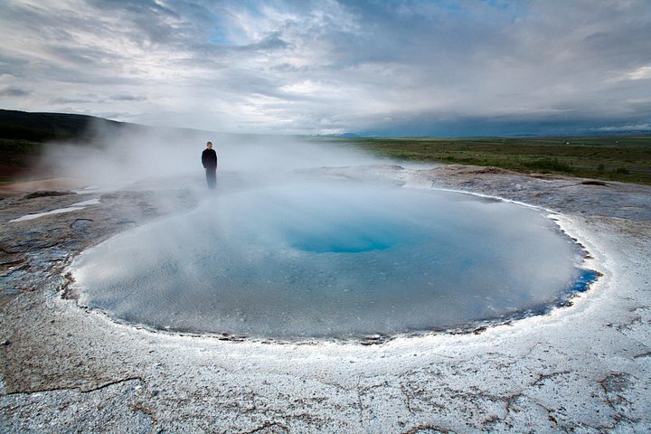 Excursão guiada de autocarro pelo Círculo Dourado da Islândia a partir de Reykjavik, com geysers, cascatas e parques nacionais, foto 12 | wizardtrip