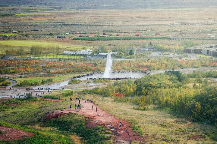 Excursão guiada de autocarro pelo Círculo Dourado da Islândia a partir de Reykjavik, com geysers, cascatas e parques nacionais, foto 17 | wizardtrip