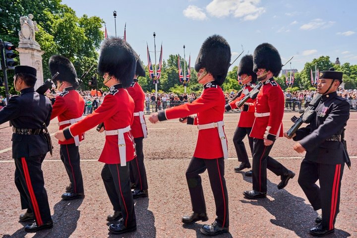 Heldagstur i London, der dækker Westminster Abbey, Big Ben, Buckingham Palace, Tower of London og et Themsen-krydstogt, foto 13 | wizardtrip