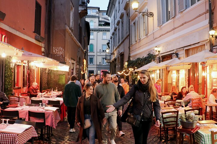 Rome Food Tour: Trastevere Hidden Gems with Dinner & Wine | wizardtrip