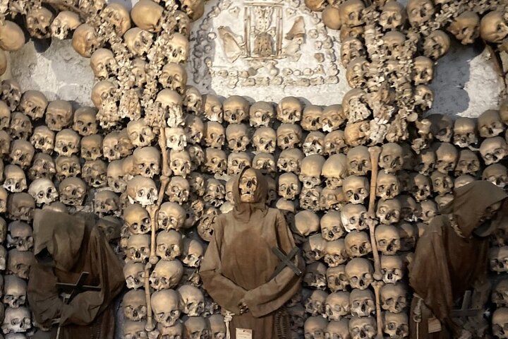 Ontdek de ondergrondse geschiedenis van Rome, van oude catacomben tot de Capucijner Crypte, met begeleide tours en vervoer, foto 6 | wizardtrip