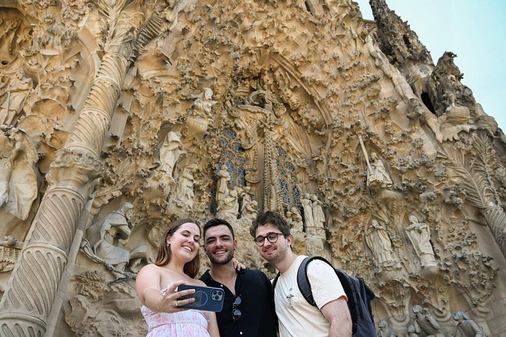 Geführte Tour durch die ikonische Basilika Sagrada Família in Barcelona, Spanien, Foto 8 | wizardtrip