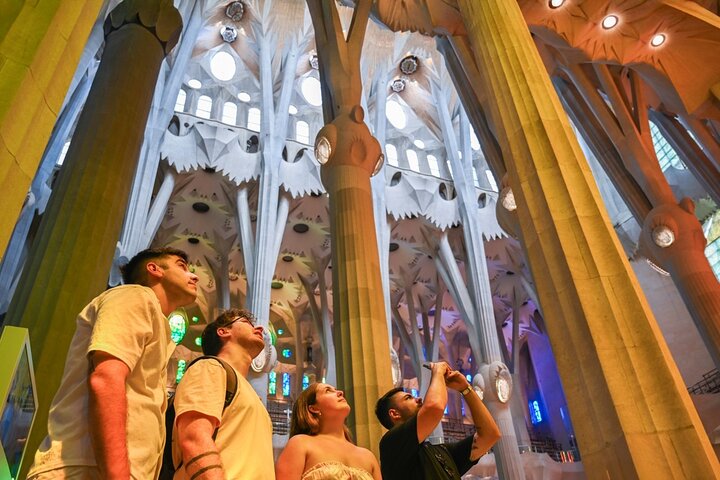 Geführte Tour durch die ikonische Basilika Sagrada Família in Barcelona, Spanien, Foto 9 | wizardtrip