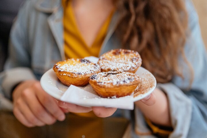 Lisbon Exclusive PRIVATE Food Tour with 6 or 10 Tastings | wizardtrip