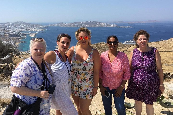 En guidet halvdagstur til Mykonos øy og by, som viser strender, landsbyer og ikoniske landemerker, foto 16 | wizardtrip